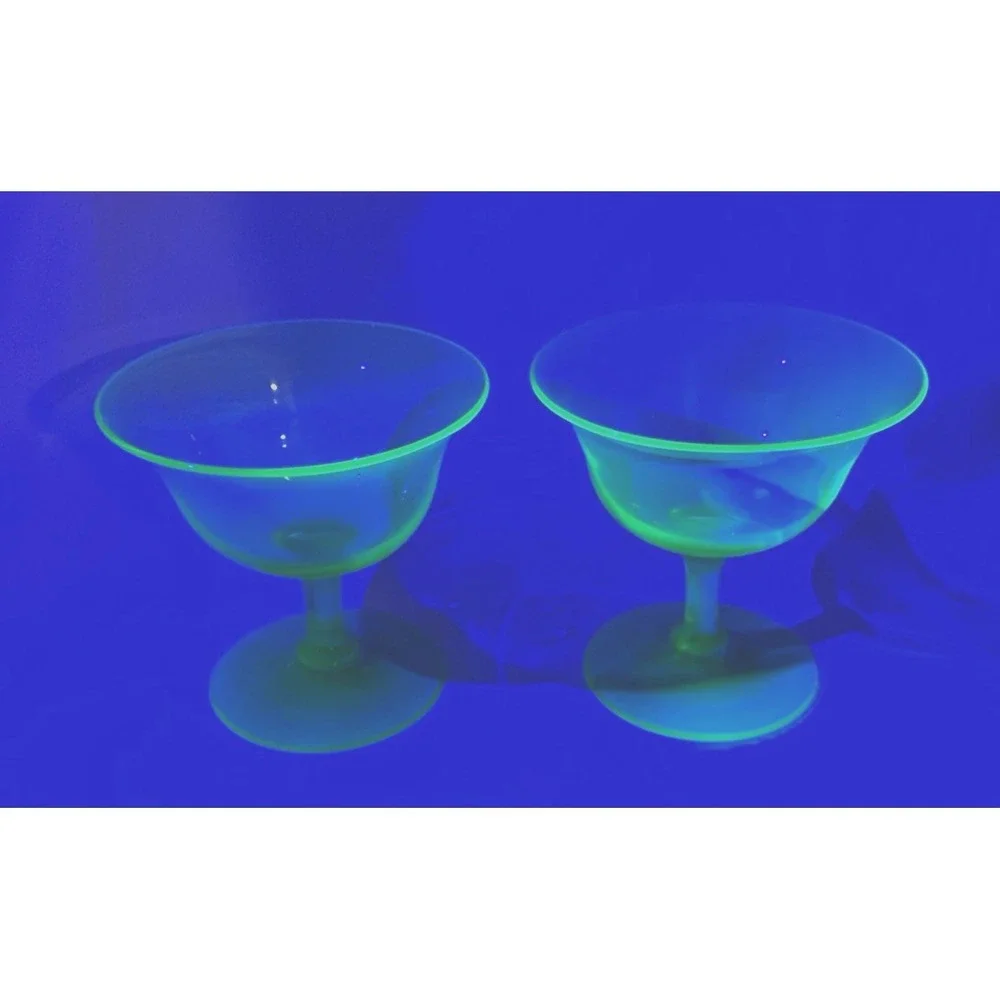Uranium Glass Coupes Set of 2 Vintage‎ Green Champagne Dessert Vaseline